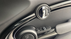 MINI Hatchback 135kW Cooper S Level 3 33kWh 3dr Auto Electric Hatchback